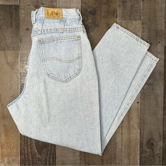 Vintage Lee Jeans High Waisted Relaxed Fit size 12 petite - Picture 9 of 9